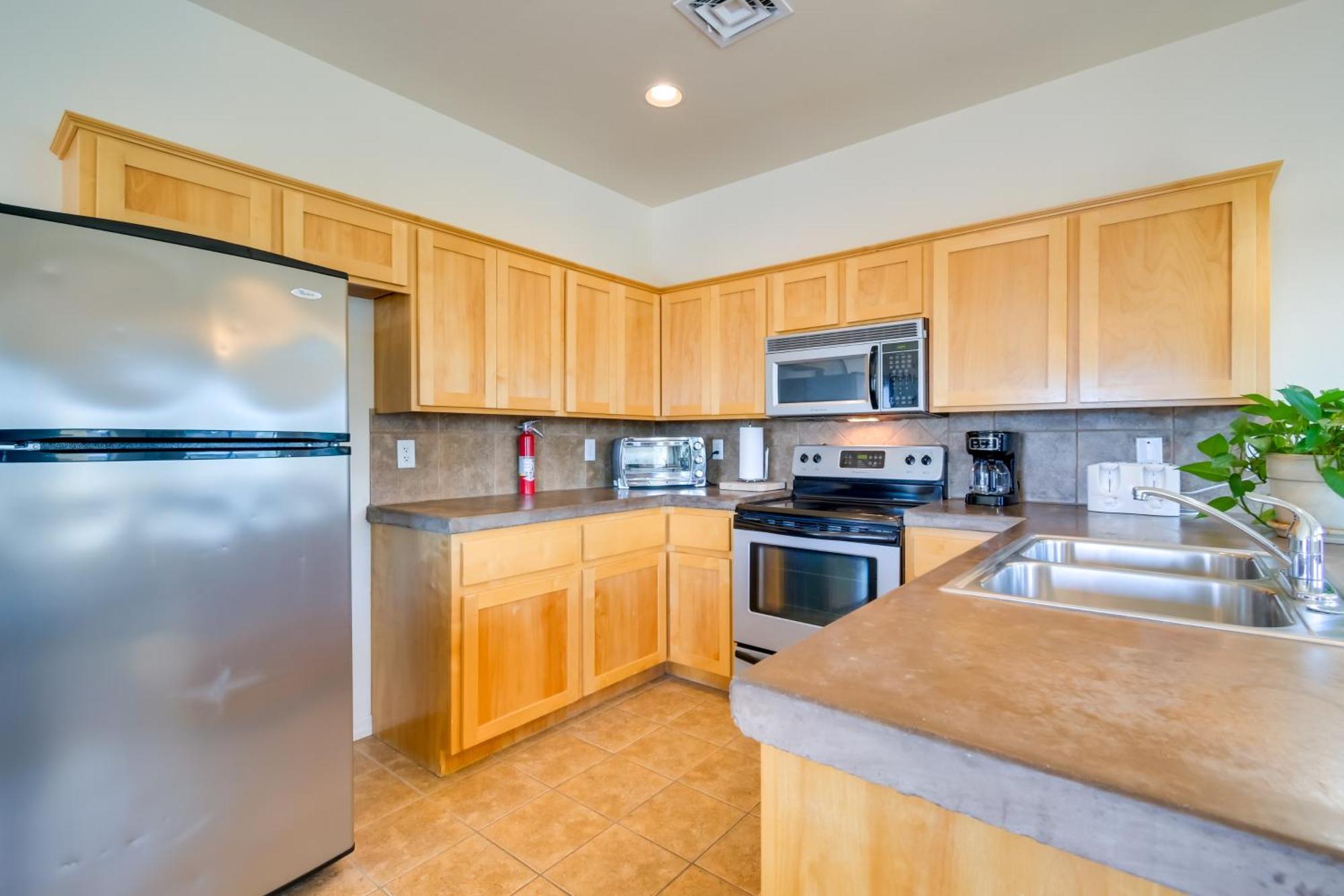 Bright Cottage With Pool And Spa - 5 Mi To Lake Havasu Lake Havasu City Bagian luar foto